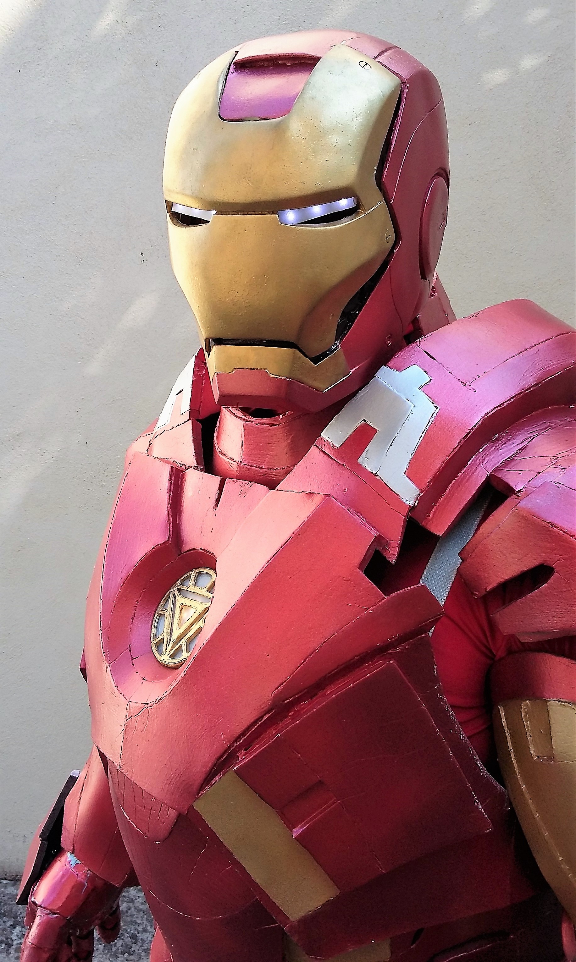 mascotte ironman up animazione up